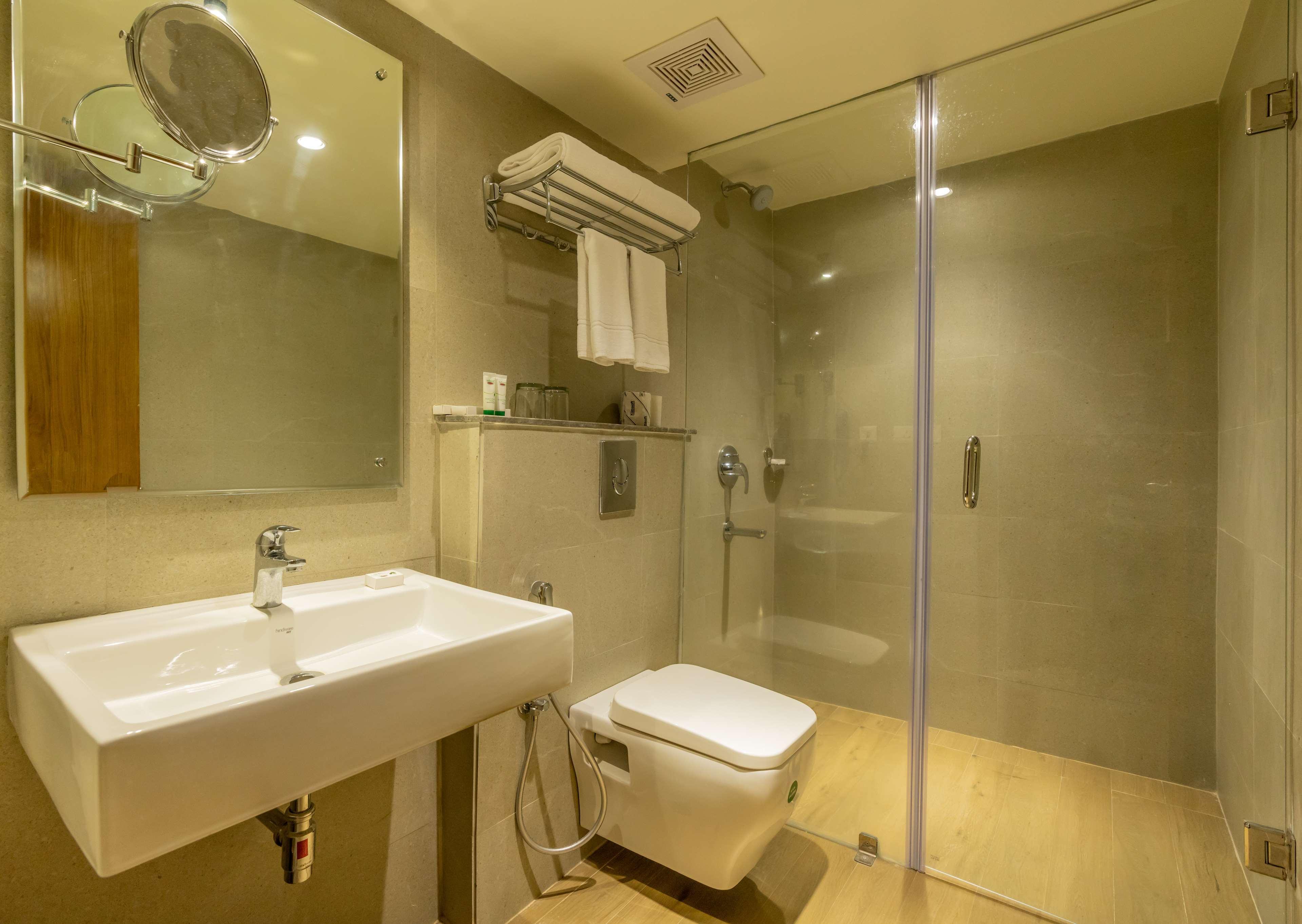 Best Western Ramachandra Вишакхапатнам Экстерьер фото