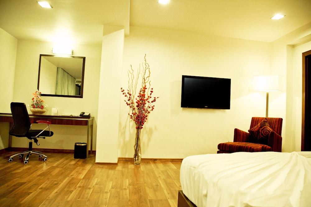 Best Western Ramachandra Вишакхапатнам Экстерьер фото